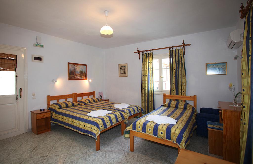 Alexandros Rooms & Studios Skopelos Town Exterior photo