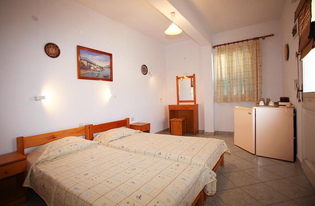 Alexandros Rooms & Studios Skopelos Town Room photo