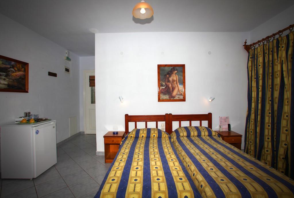 Alexandros Rooms & Studios Skopelos Town Room photo