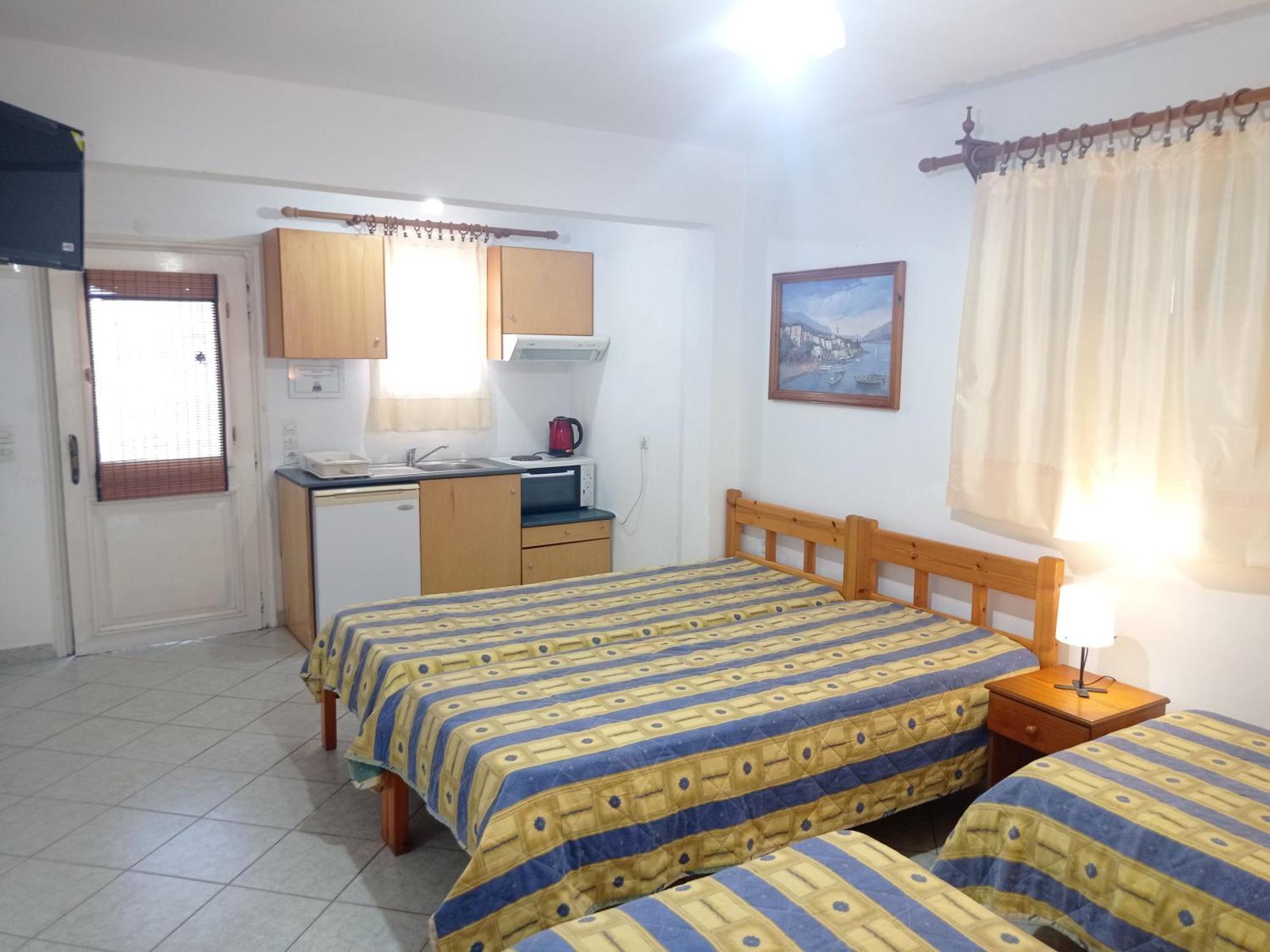 Alexandros Rooms & Studios Skopelos Town Exterior photo